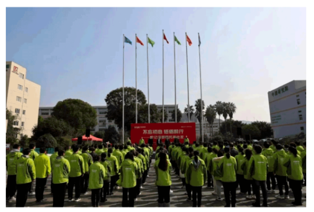 轉(zhuǎn)載上海市縫紉機(jī)研究所——誰(shuí)的中捷？